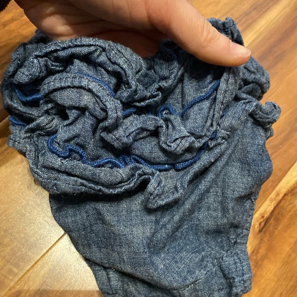 Girl’s Size 18-24 Months Soft Denim GAP Diaper Cover with Ruffles. So Cute! - Picture 4 of 4
